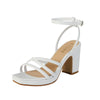 Elegancia en blanco: Zapatillas de dama modelo 1033 para un look impecable